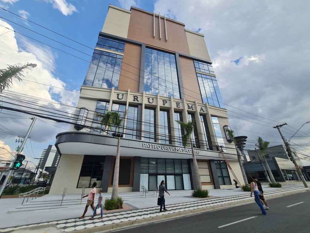 Páscoa do Patteo Urupema Shopping promete diversão com caça aos ovos e visita especial do Coelhinho