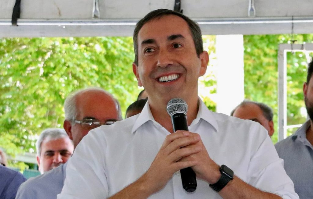 Ex-Prefeito Marcus Melo se Filia ao PL: Uma Carta na Manga de Valdemar Costa Neto?