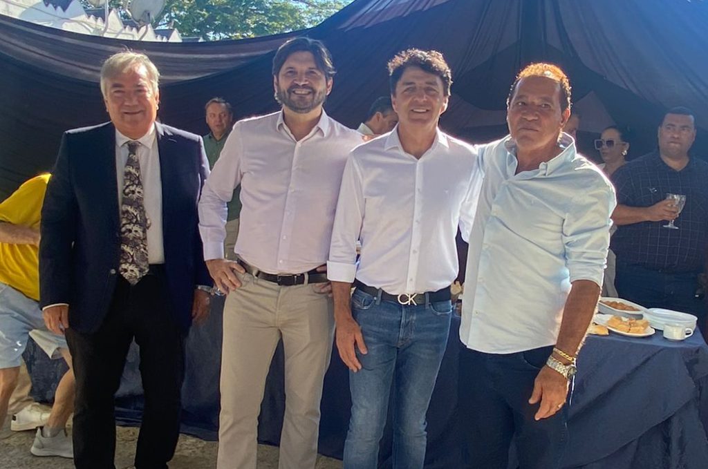 Delegado Dr. Cesar Donizete Benedicto, Dep. André do Prado, Prefeito Inho Taino e vereador Tião.