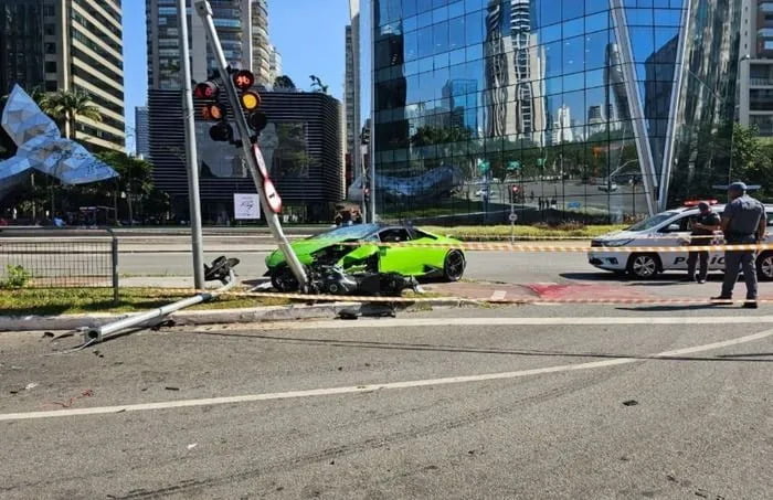 Motorista de Lamborghini Colide com Assaltante em São Paulo. Foto: Divulgação