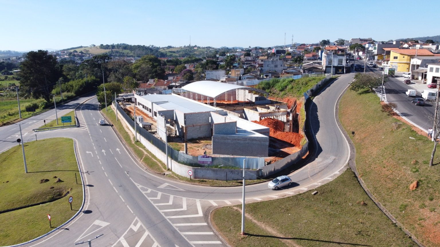 Construção do prédio da APAE em Biritiba Mirim. Foto: PMBM