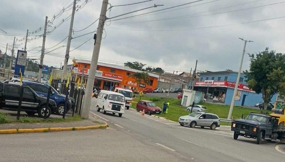 Mais Um Acidente na Mogi-Salesópolis: Carro e Moto Colidem na Manhã desta Sexta-feira. Foto: Redes Sociais