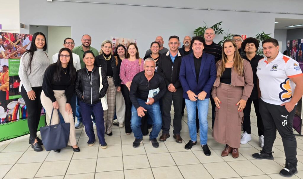 Prefeito Inho Taino e Vice-prefeito Toshi Omura Participam de Ciclo de Debates do Tribunal de Contas em Mogi das Cruzes. Foto: Rede social.