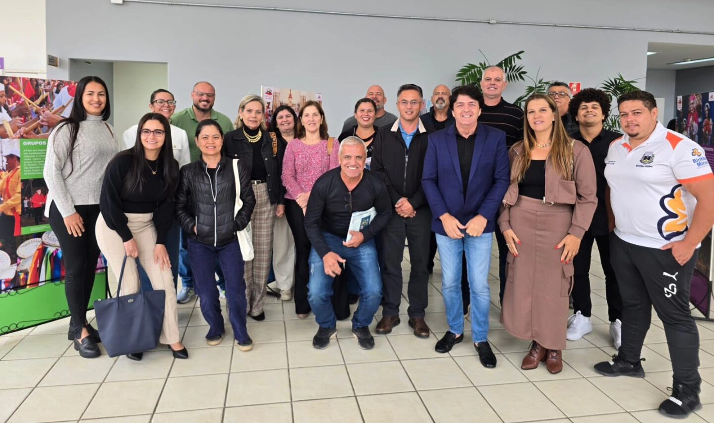 Prefeito Inho Taino e Vice-prefeito Toshi Omura Participam de Ciclo de Debates do Tribunal de Contas em Mogi das Cruzes. Foto: Rede social.