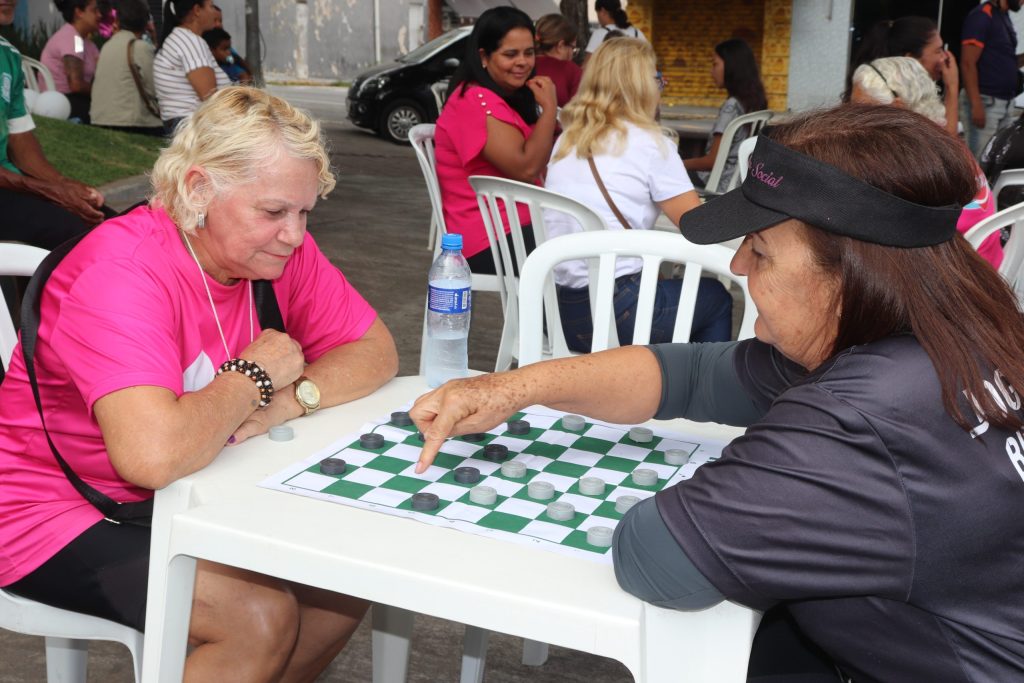 Praça são benedito recebe ação especial voltada às mulheres em Biritiba Mirim: Foto: PMBM